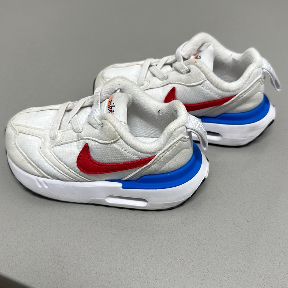 Toddler boy air max dawn 6C